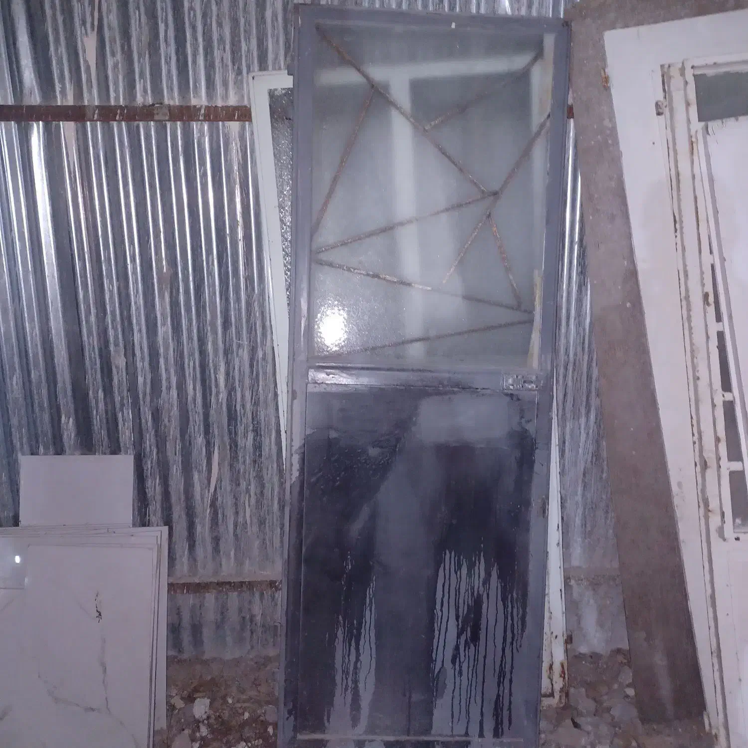 درب در حد نو|مصالح و تجهیزات ساختمان|شیراز, تاچارا|دیوار