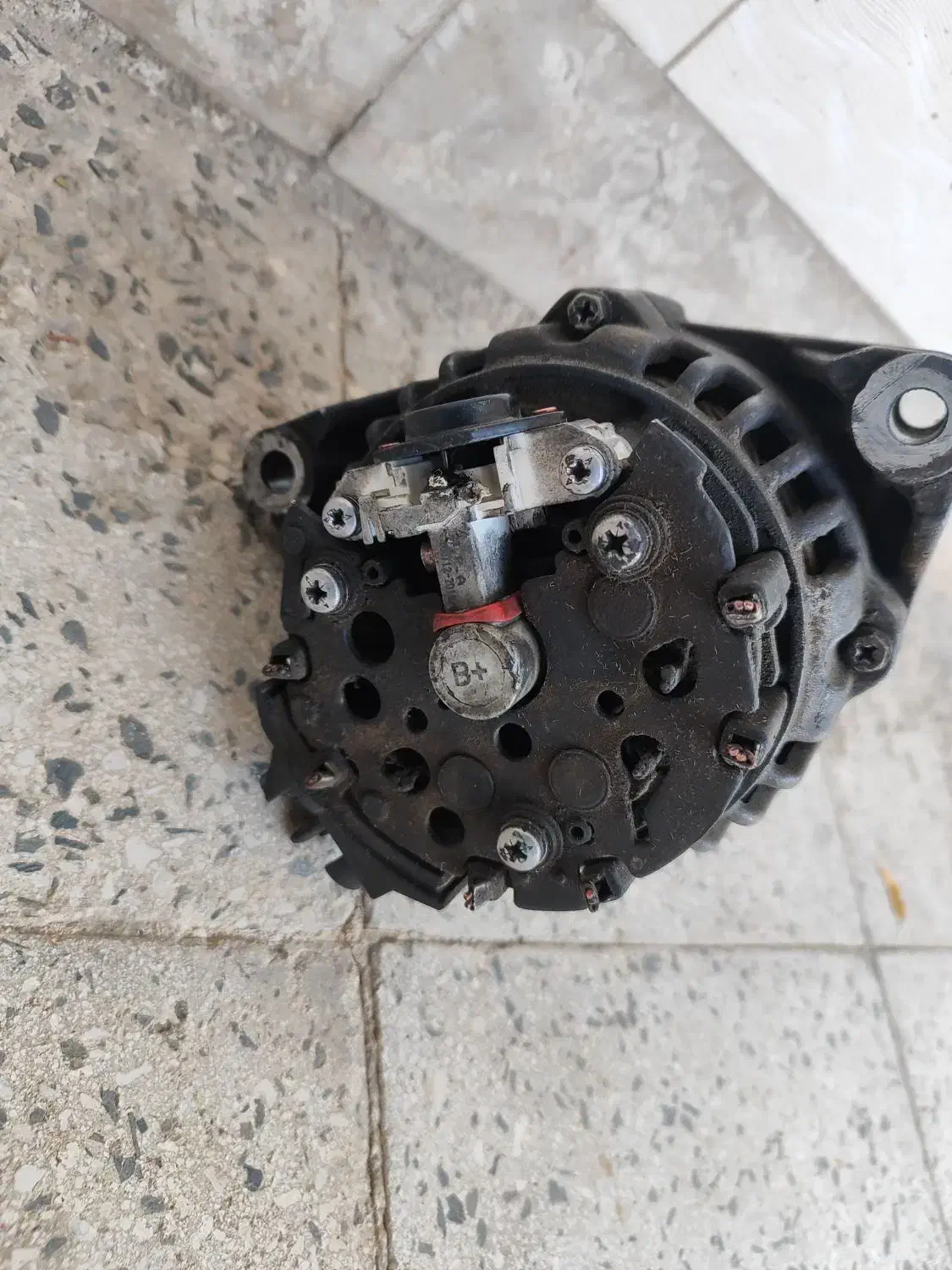 دینام خودرو|قطعات یدکی و لوازم جانبی|بومهن, |دیوار