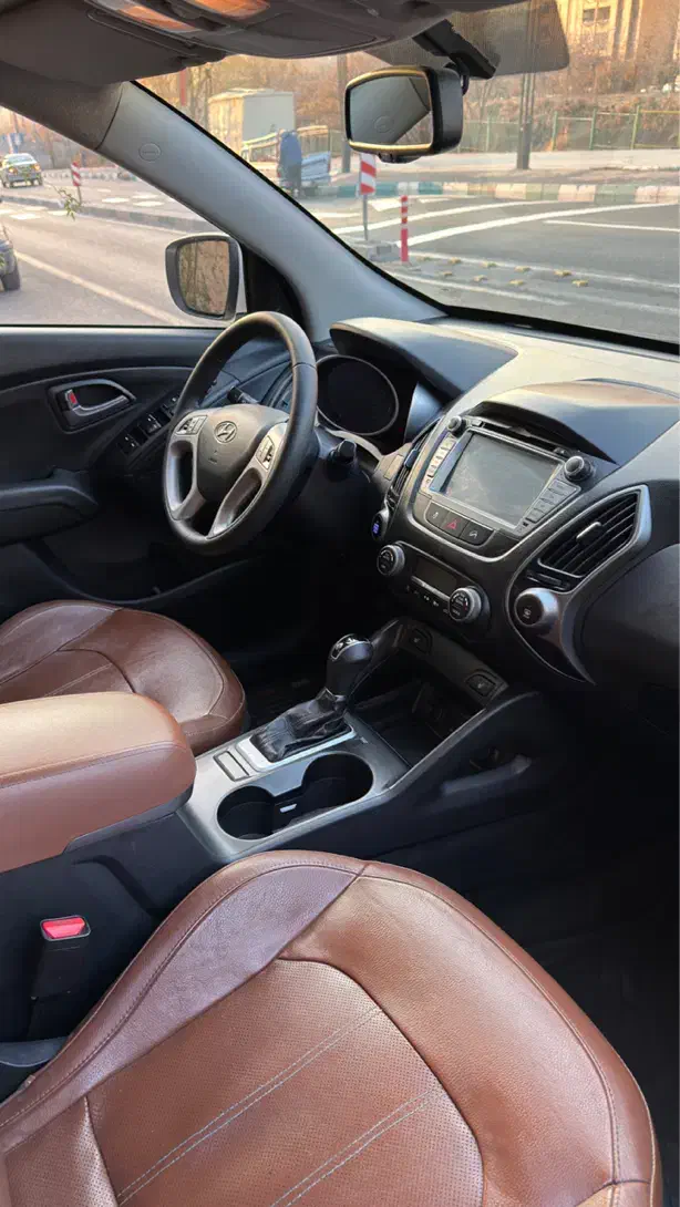 توسان نیمه فول مدل ۲۰۱۴|خودرو سواری و وانت|تهران, شهران شمالی|دیوار