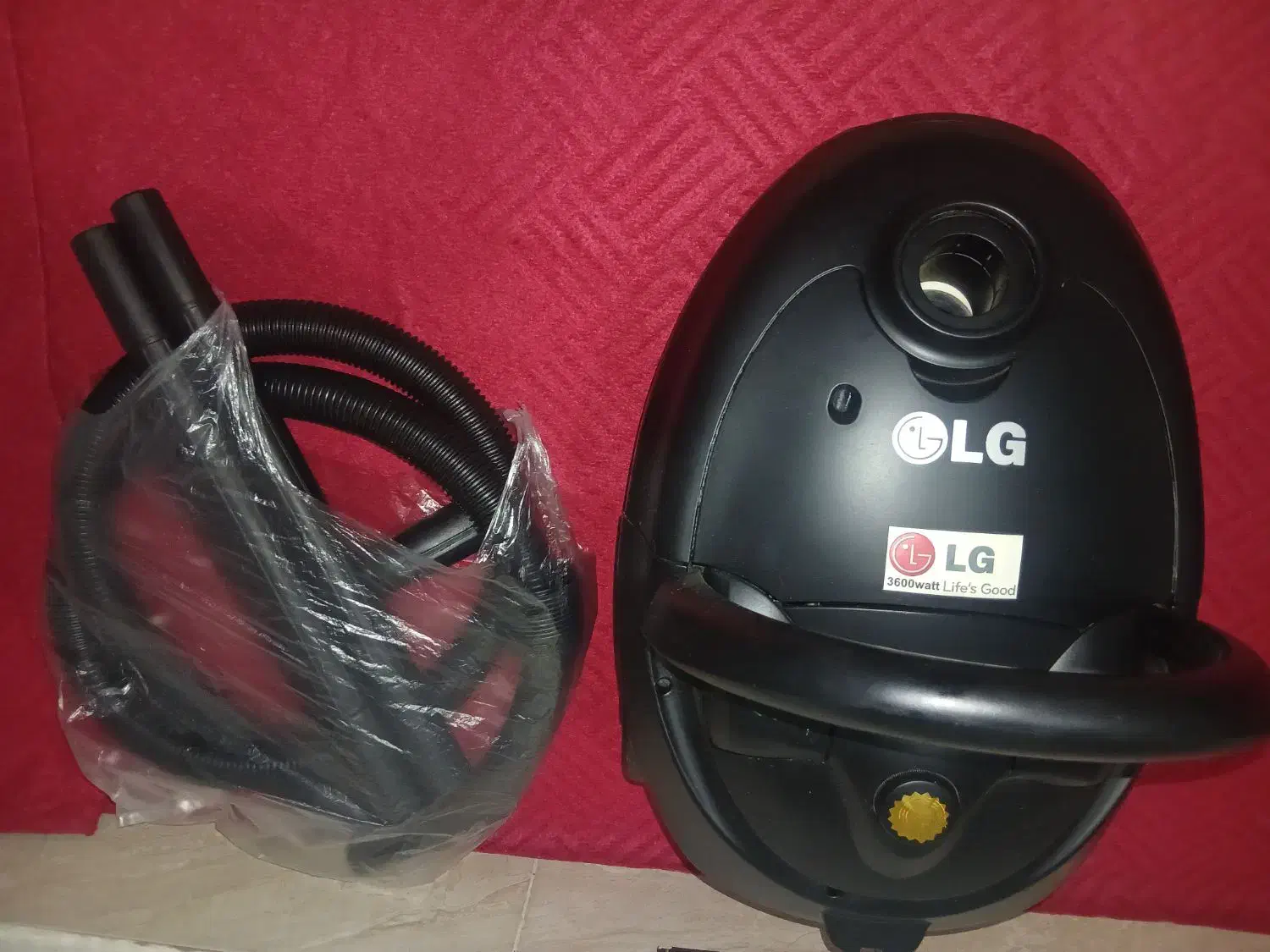 یک عدد جاروبرقی ال جی باتخفیف|جاروبرقی، جارو شارژی، بخارشو|ملایر, |دیوار