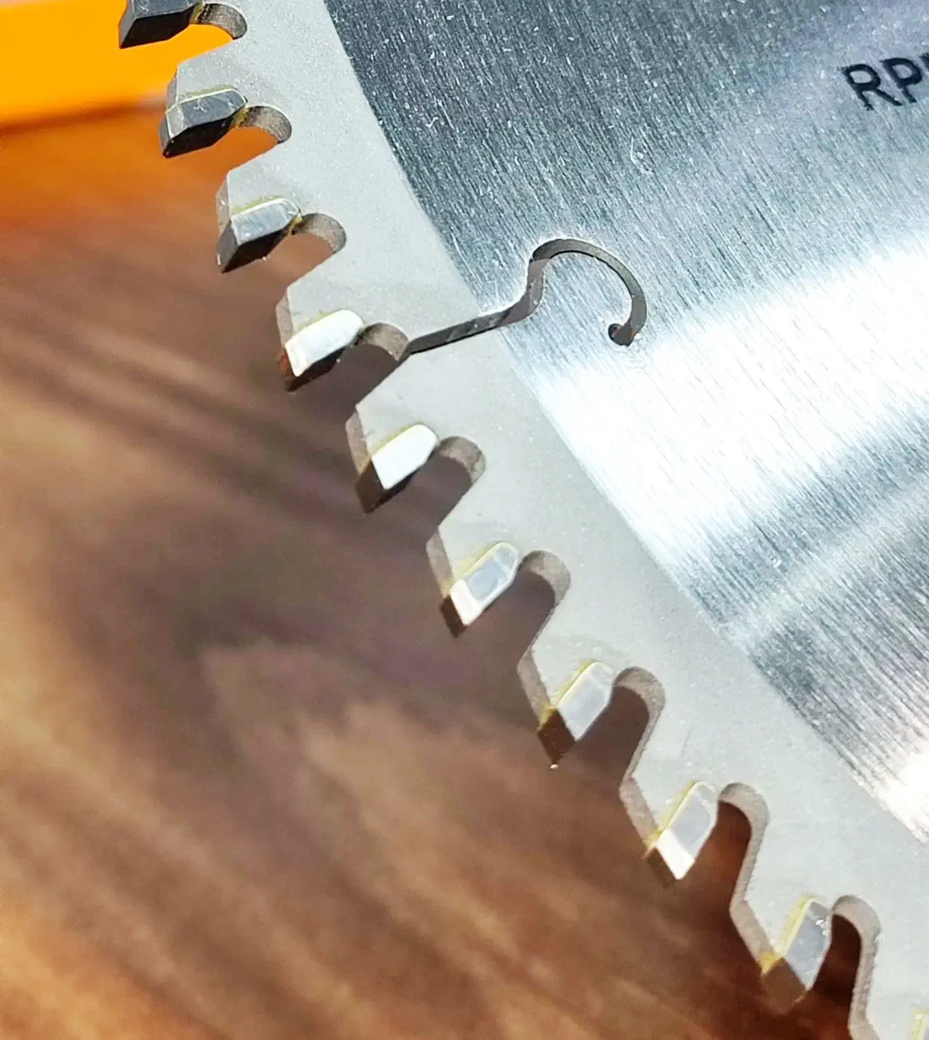 تیغ ۲۵ و ۳۰ سانت آیرونمکس / دورکن / لبه چسبان|ابزارآلات|چهاردانگه (تهران), |دیوار