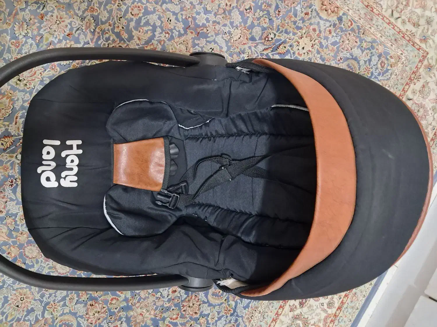 کریر|کالسکه و لوازم جانبی|رشت, جانبازان|دیوار