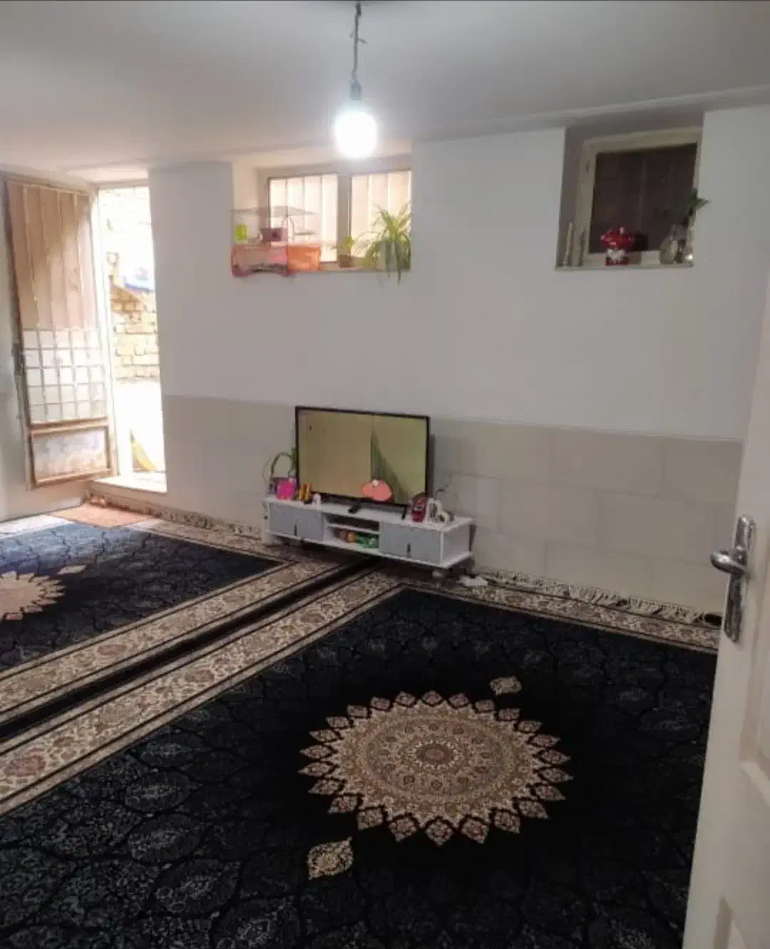 زیرزمین ۱خوابه قصر قمشه|اجارهٔ خانه و ویلا|شیراز, شهرک قمشه|دیوار