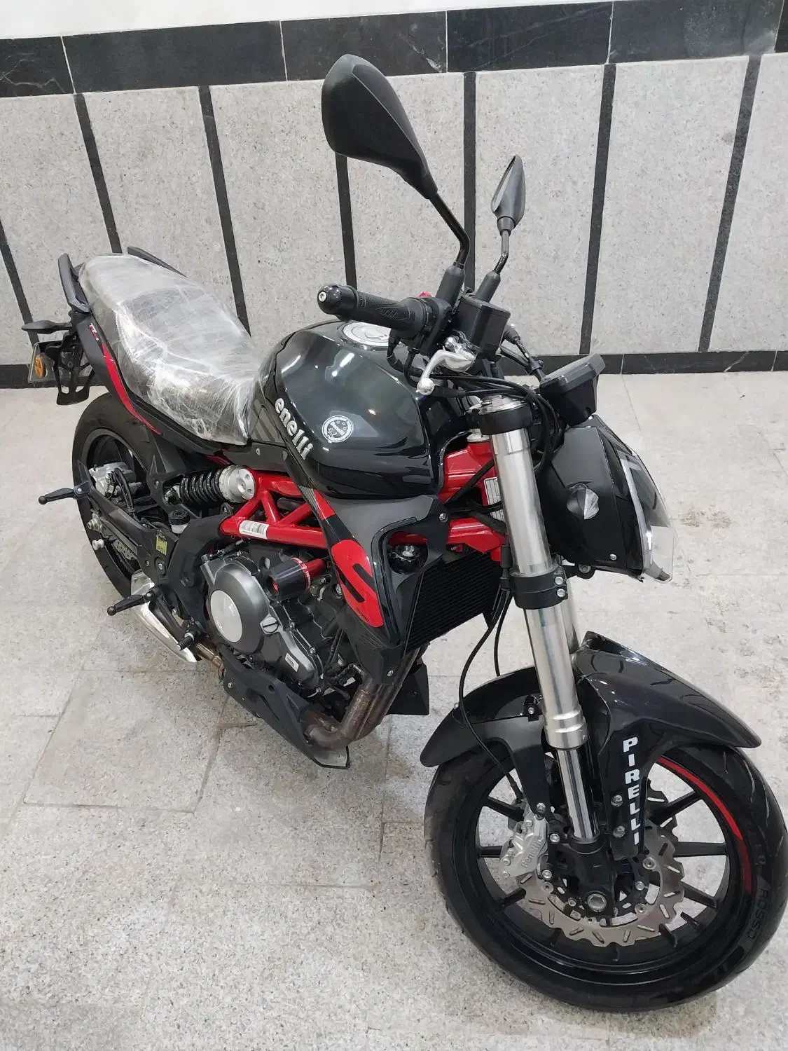 بنلی ۳۱۰ صفر ۱۳۶ کیلومتر کار|موتورسیکلت|گلبهار, شهر جدید گلبهار|دیوار