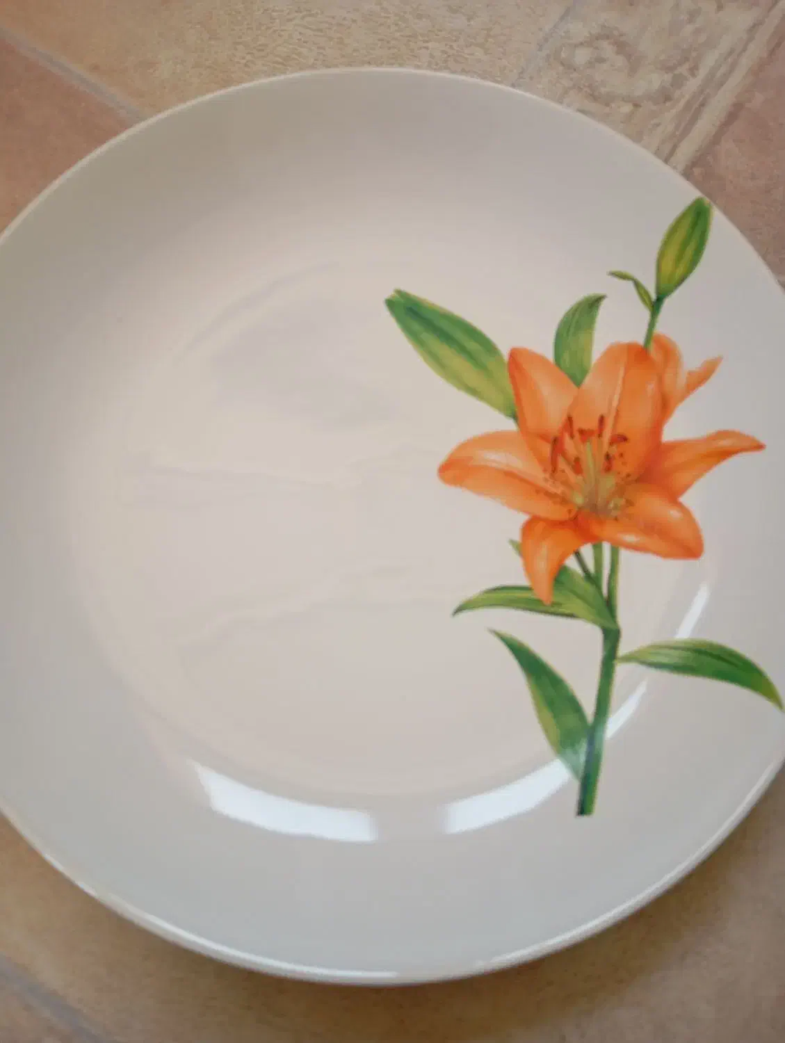 سرویس ۵۲ پارچ سرامیک|ظروف سرو و پذیرایی|شیراز, فرگاز|دیوار