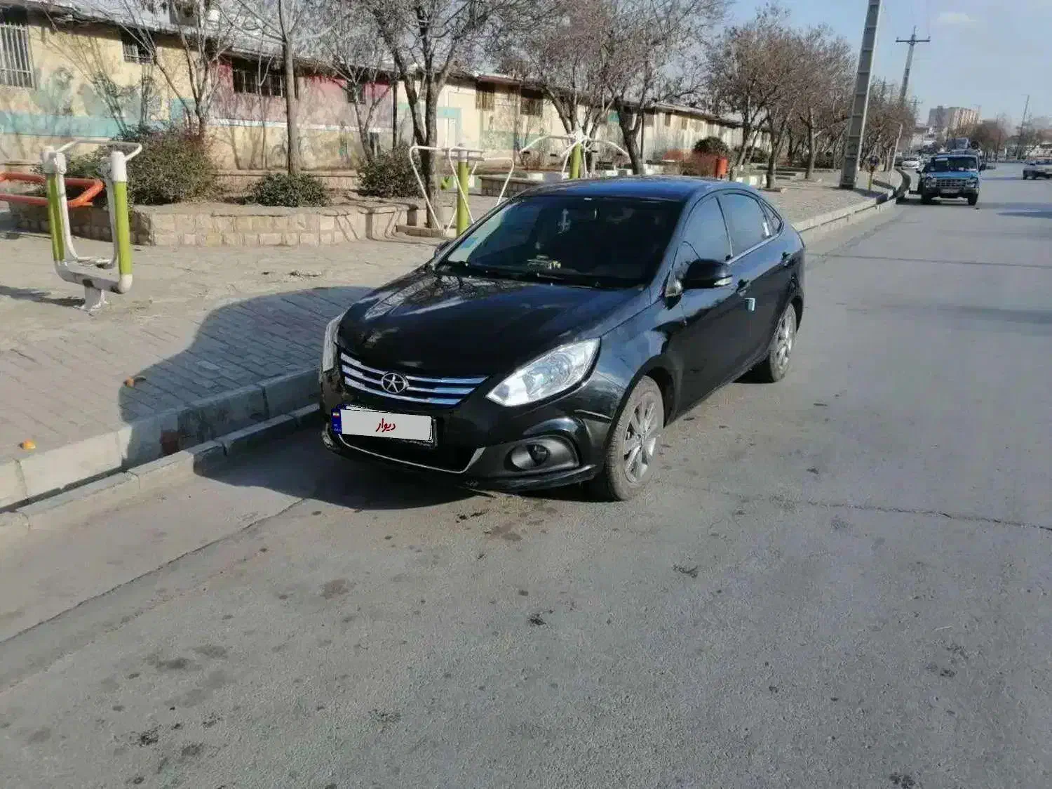 فروش جک J4 مشکی خوش رخ|خودرو سواری و وانت|قم, زنبیل آباد|دیوار