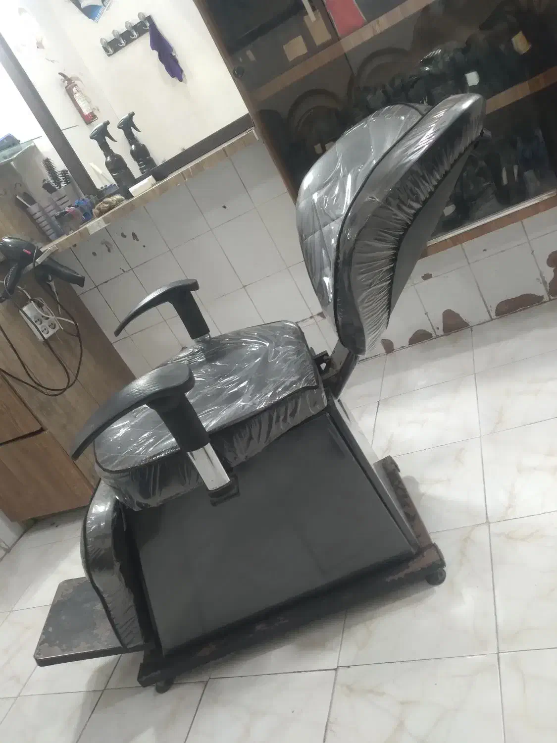 صندلی طرح vip|آرایشگاه و سالن‌های زیبایی|بندر کنگان, |دیوار