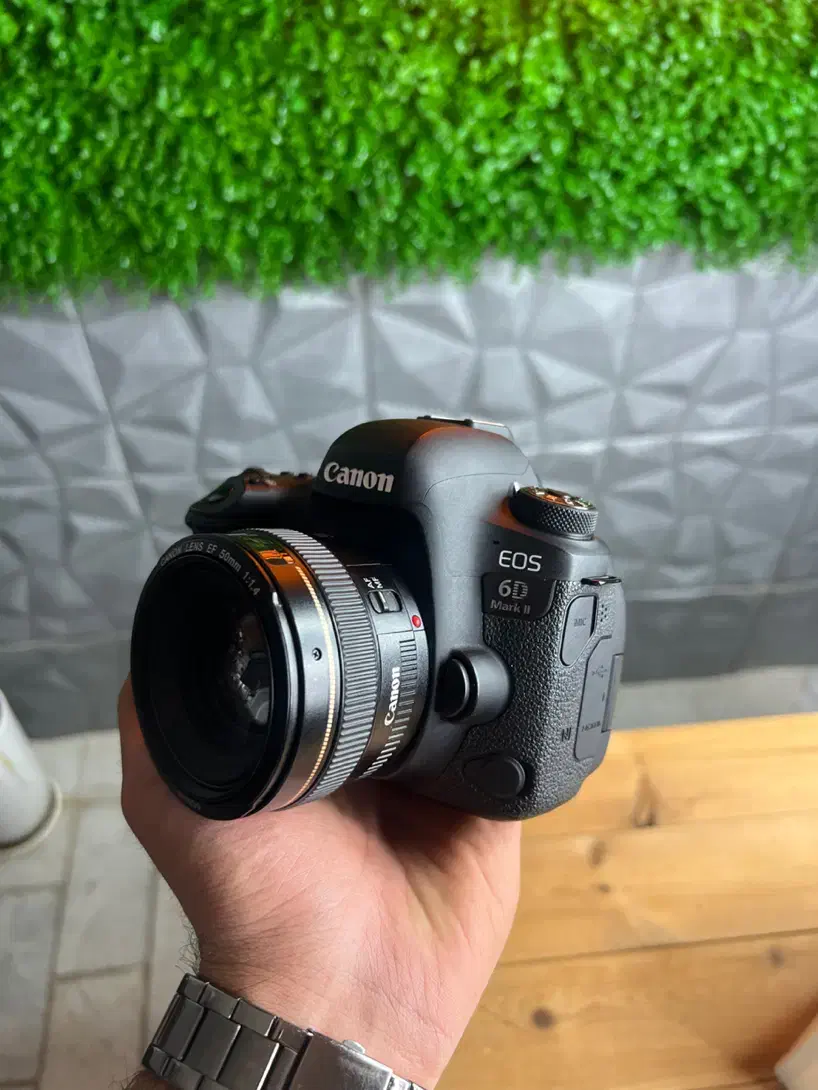 دوربین 6D mark ii درحدنو|دوربین عکاسی و فیلم‌برداری|مبارکه, |دیوار