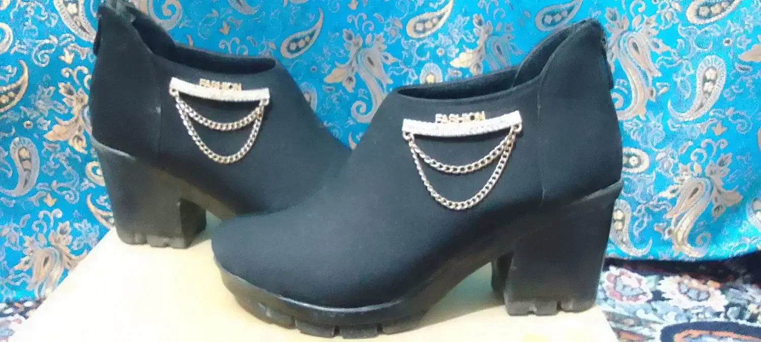 کفش|کیف، کفش، کمربند|قوچان, |دیوار