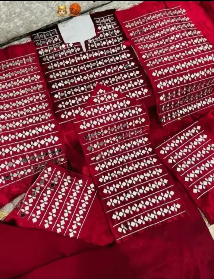 لباس آینه کاری|لباس|زاهدان, |دیوار