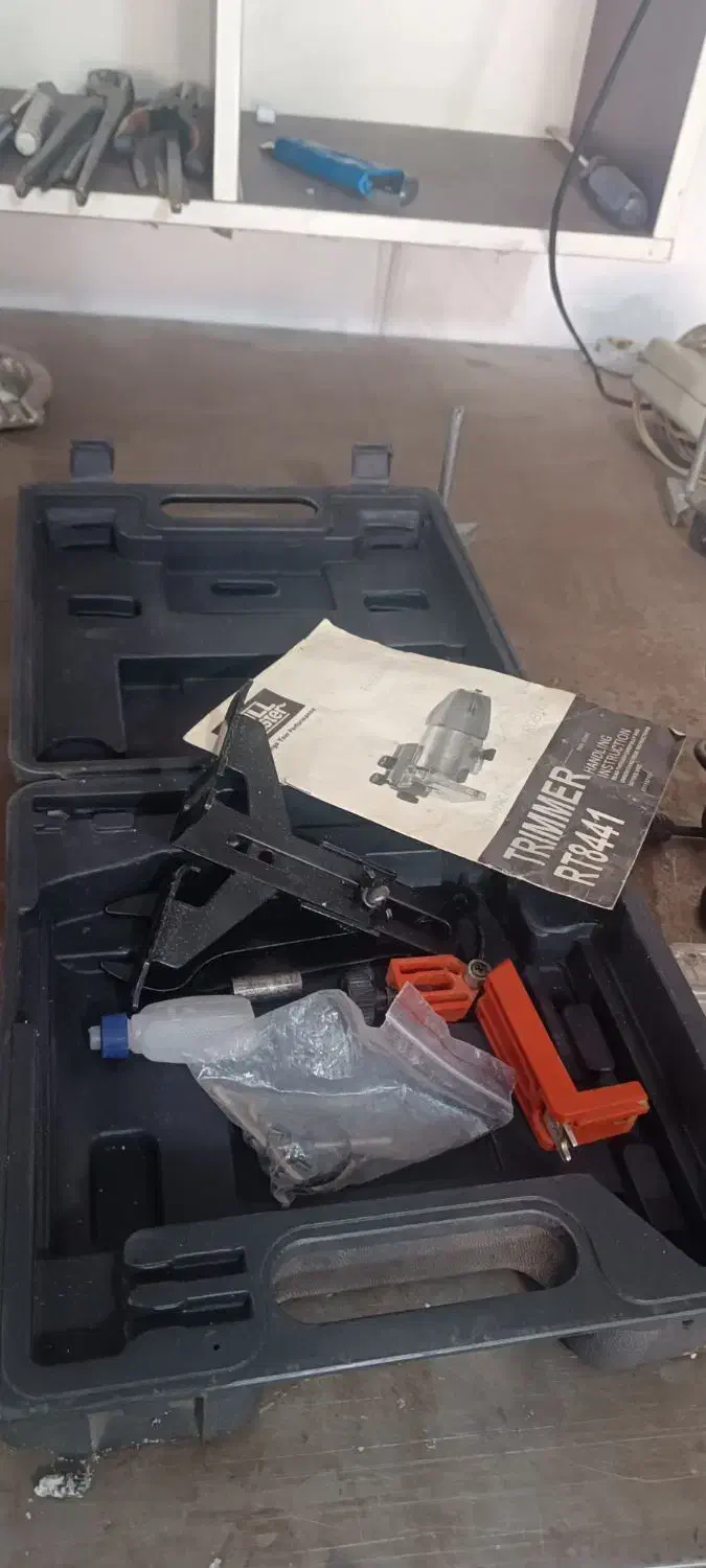 اور فرز مچی|ابزارآلات|ری, بی‌بی شهر بانو|دیوار