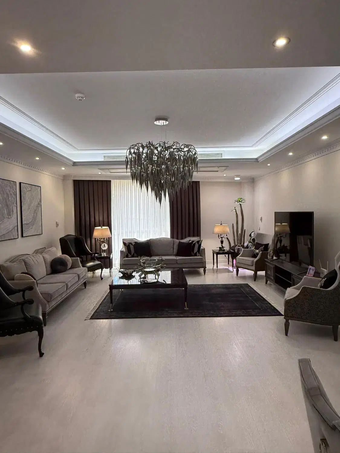 200 متر سه خواب آجودانیه سپند/غرق در نور