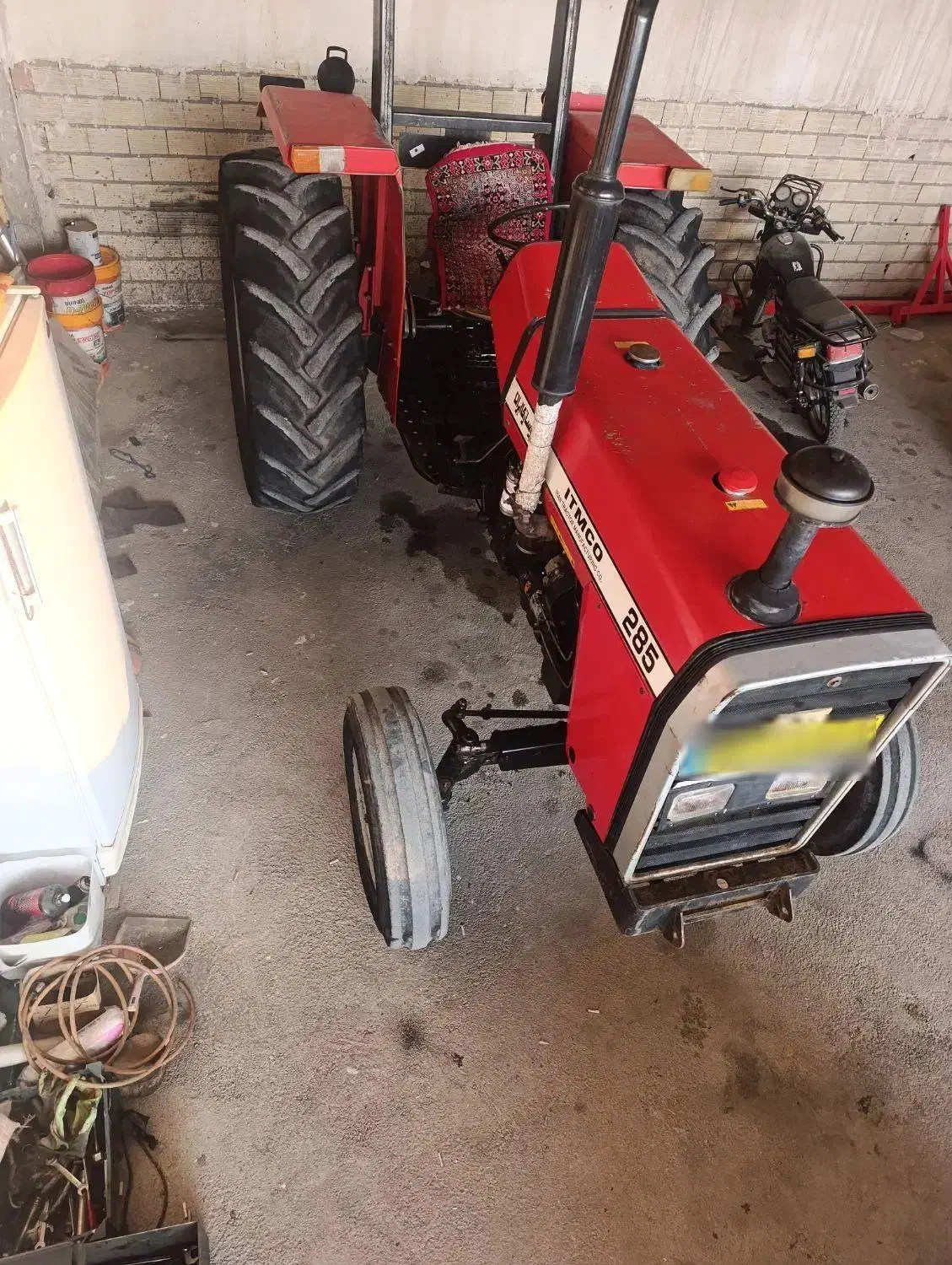 تراکتور|خودرو سنگین|مهاباد (آذربایجان غربی), |دیوار