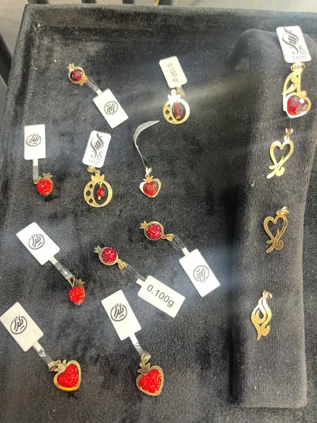 انواع پلاک طلا مناسب هدیه برای روز مادر و یلدا|جواهرات|کرمانشاه, |دیوار