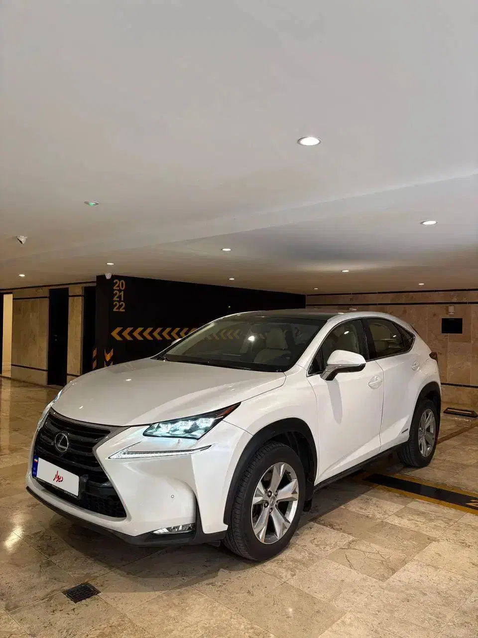 لکسوس lexsus nx 300h سفید|خودرو سواری و وانت|تهران, جردن|دیوار