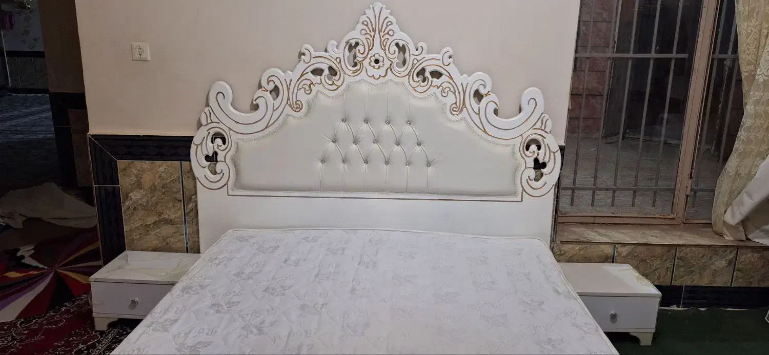 سرویس خواب دو نفره|تخت و سرویس خواب|بروجرد, |دیوار