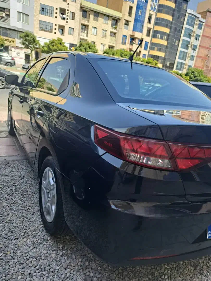 تارا مشکی آبنوس ۱۴۰۰ دنده ای|خودرو سواری و وانت|کرج, فاز ۳ گوهردشت|دیوار