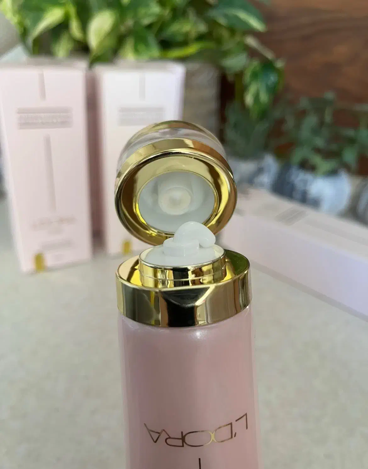 محصولات لدورا دارم|آرایشی، بهداشتی، درمانی|بندر دیر, |دیوار