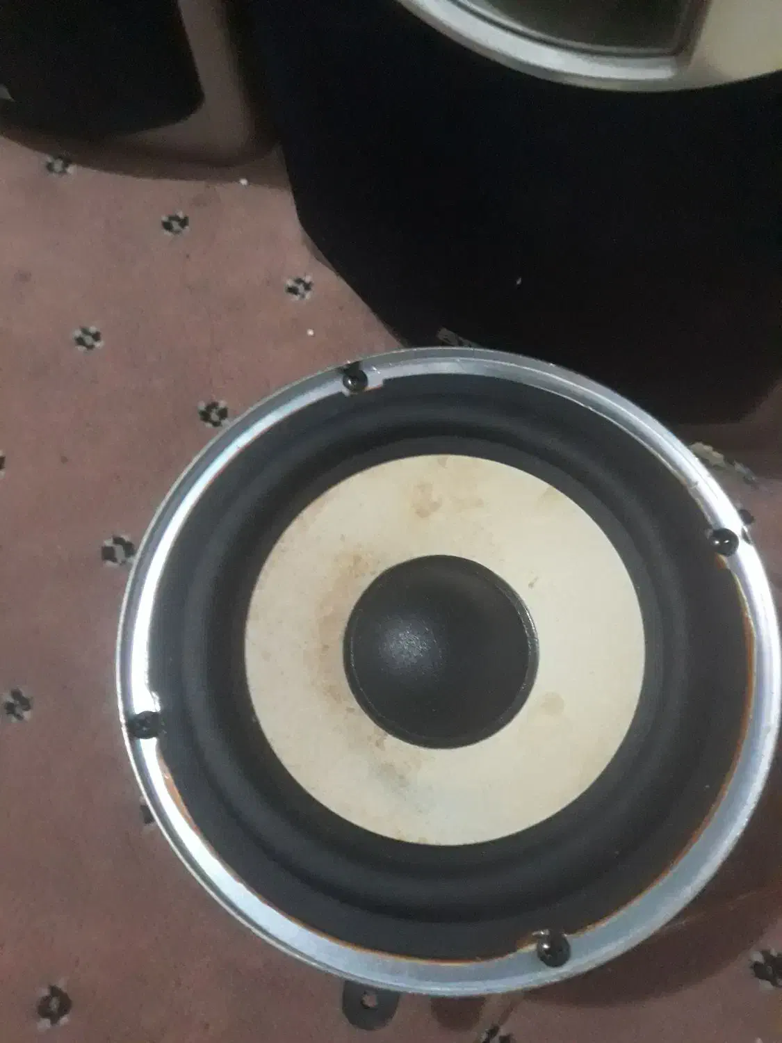 باند|سیستم صوتی خانگی|رشت, استقامت ۲|دیوار