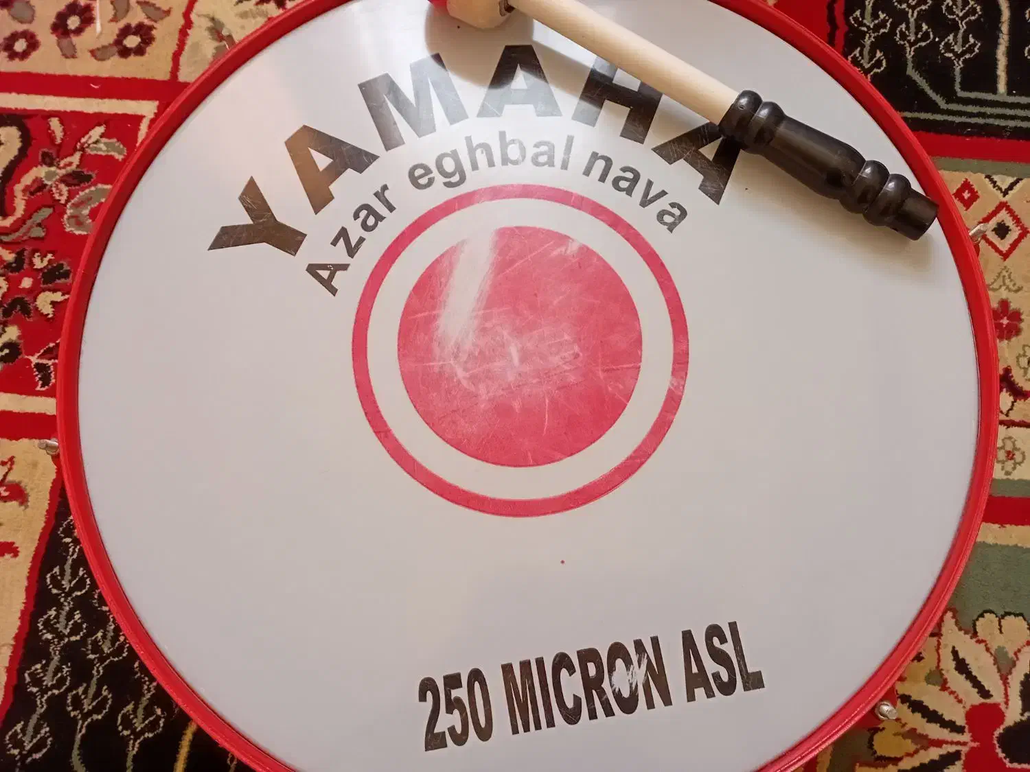 طبل محرم|درام و پرکاشن|اصفهان, بهارستان|دیوار