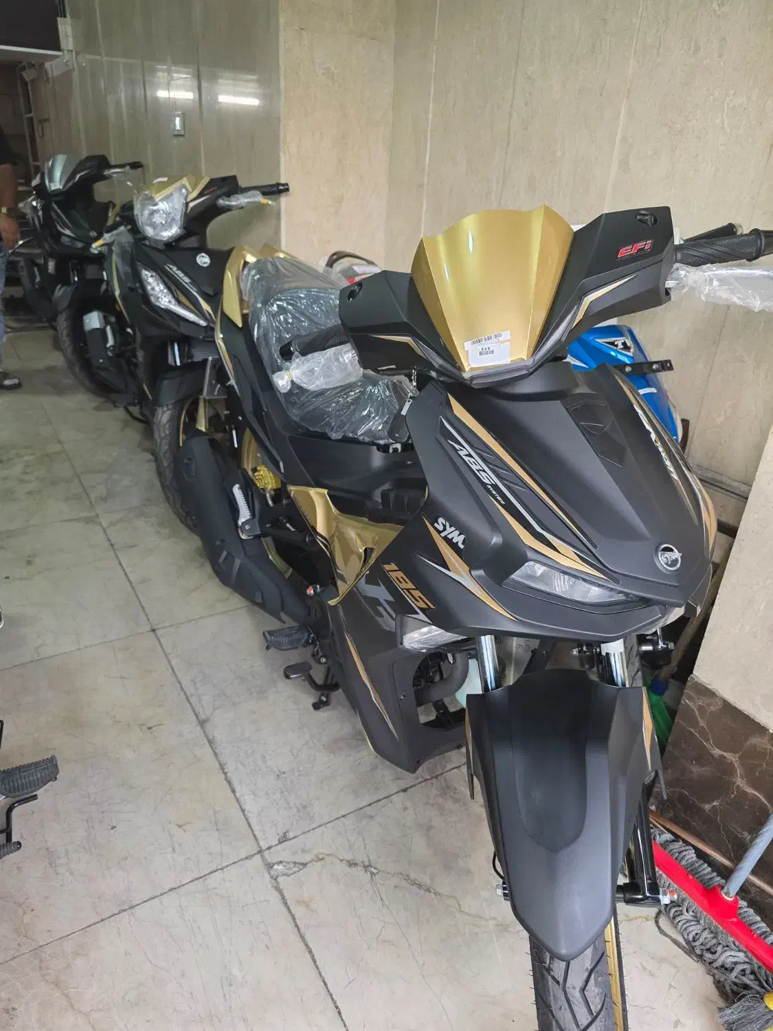 لاکی ۱۸۵ فیس جدید۴۰۴ نقدواقساط|موتورسیکلت|تهران, هلال احمر|دیوار