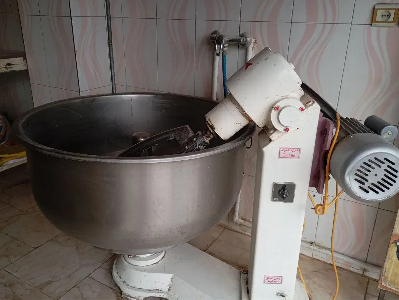 خمیر گیر سه کیسه و تنور باراک|فروشگاه و مغازه|قائمشهر, |دیوار