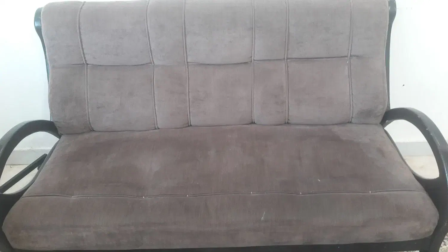 فروش مبل و تخت|مبلمان خانگی و میز عسلی|رشت, باهنر|دیوار