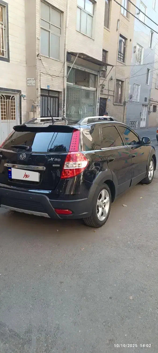 H30 کراس مدل ۹۷ کم کار|خودرو سواری و وانت|تهران, امام زاده حسن|دیوار