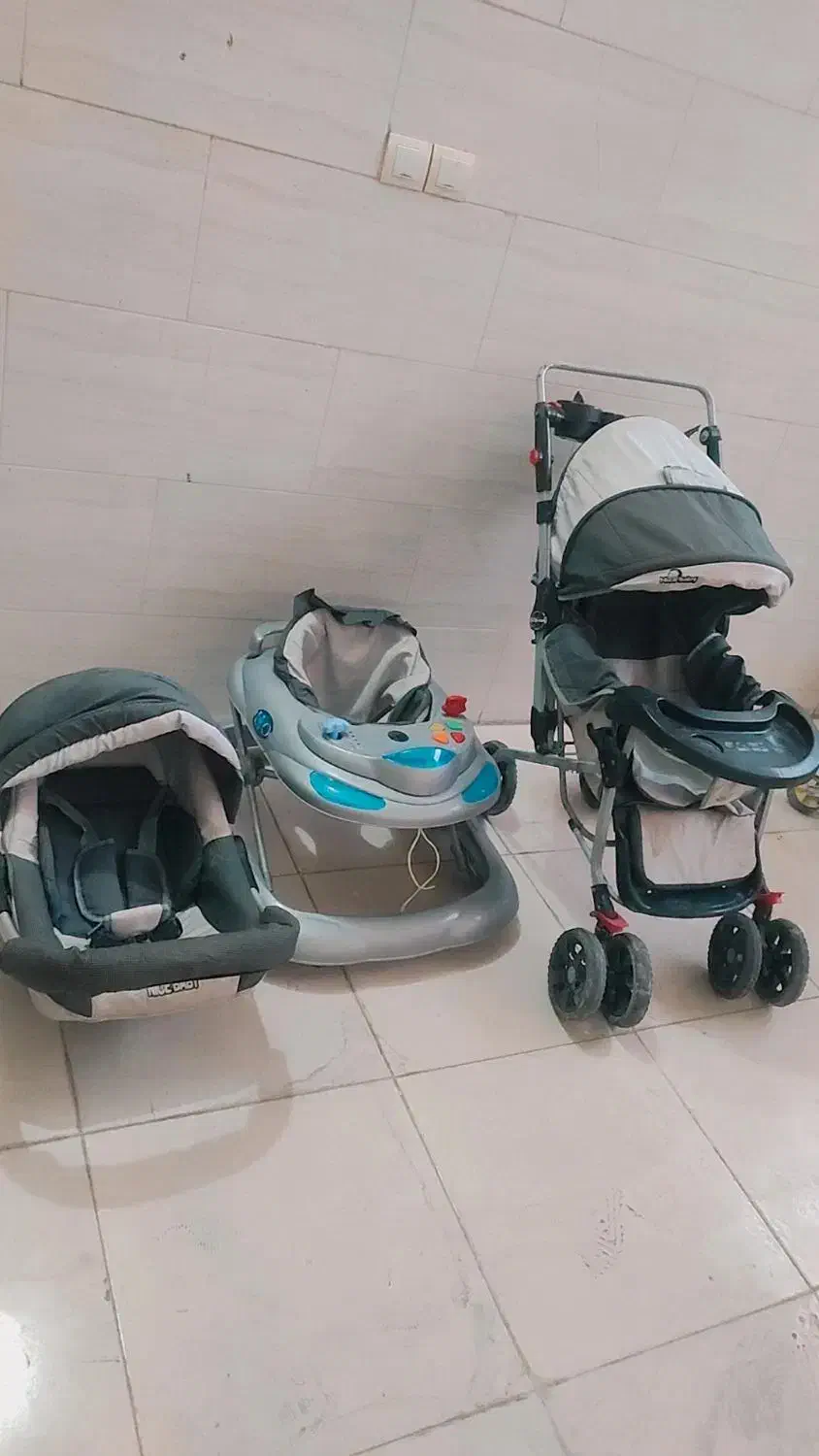 کالسکه و کریر و روروک|کالسکه و لوازم جانبی|رامهرمز, |دیوار