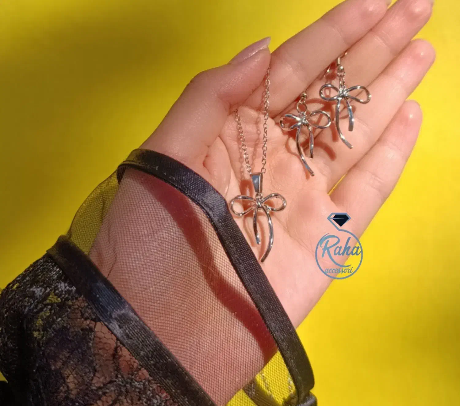 گردنبند و گوشواره پاپیون|بدلیجات|کرمانشاه, |دیوار