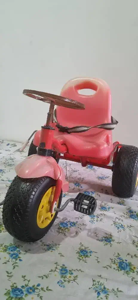 اسباب‌بازی کودک|اسباب‌بازی بچه|رشت, جماران|دیوار