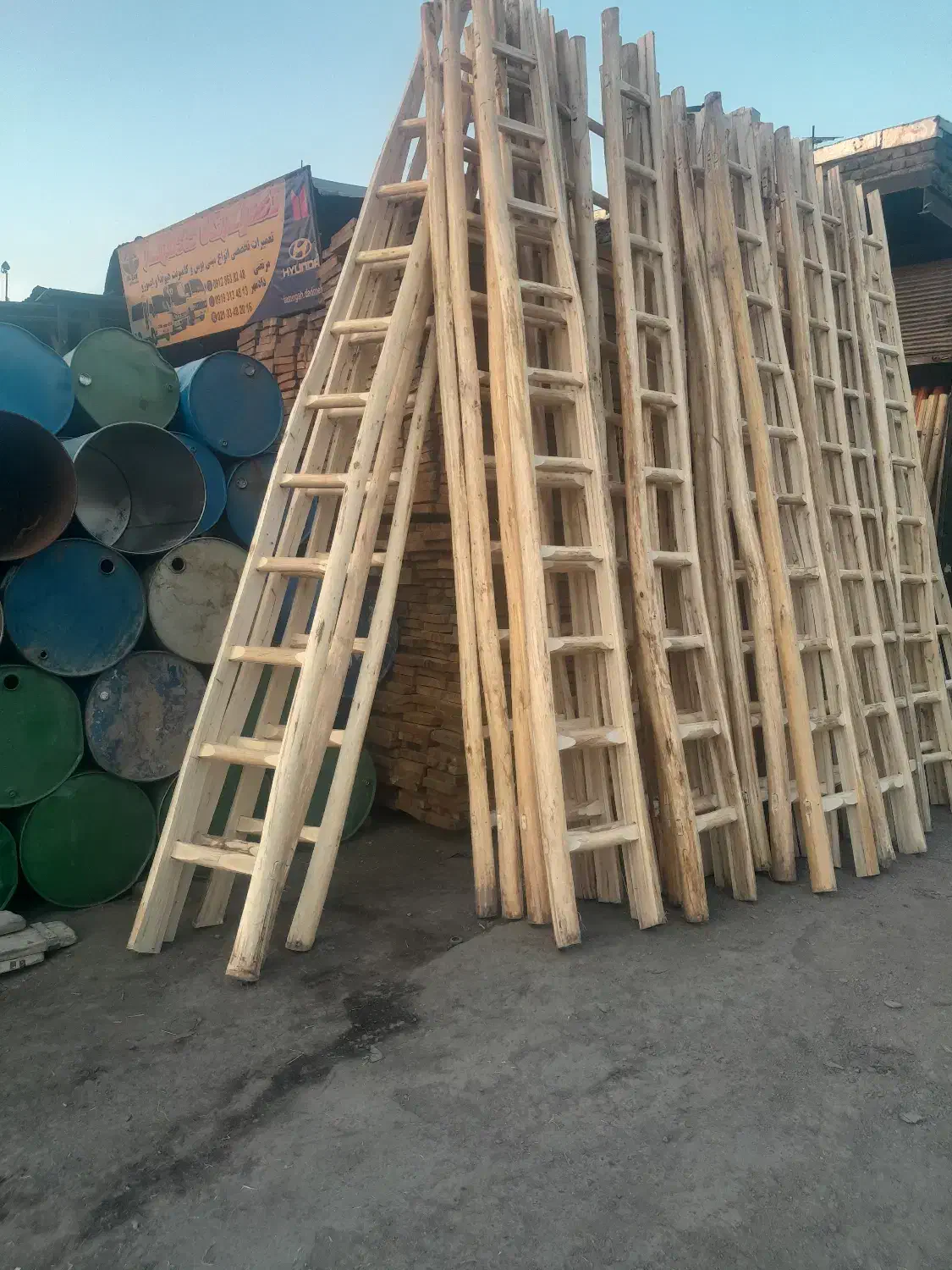 همکار چوب تهران عرضه بدون واسطه نردبان چوبی|مصالح و تجهیزات ساختمان|تهران, مشیریه|دیوار