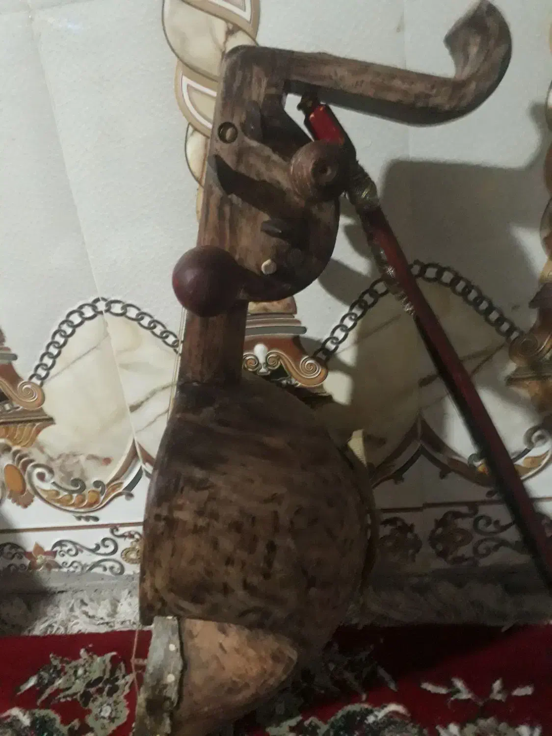 سروز قیچگ بلوچی|سازهای سنتی|زاهدان, |دیوار