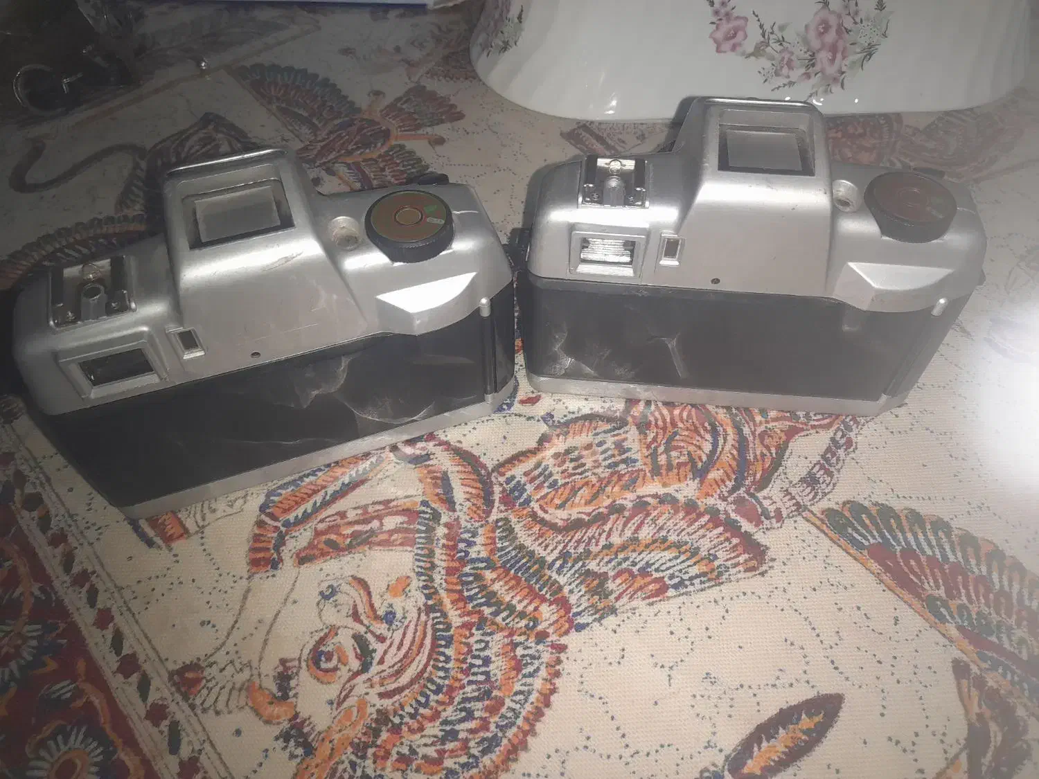 دوربین عکاسی قدیمی وقدمت بالا( ژاپن)|دوربین عکاسی و فیلمبرداری|اهواز, زندوکیلی|دیوار