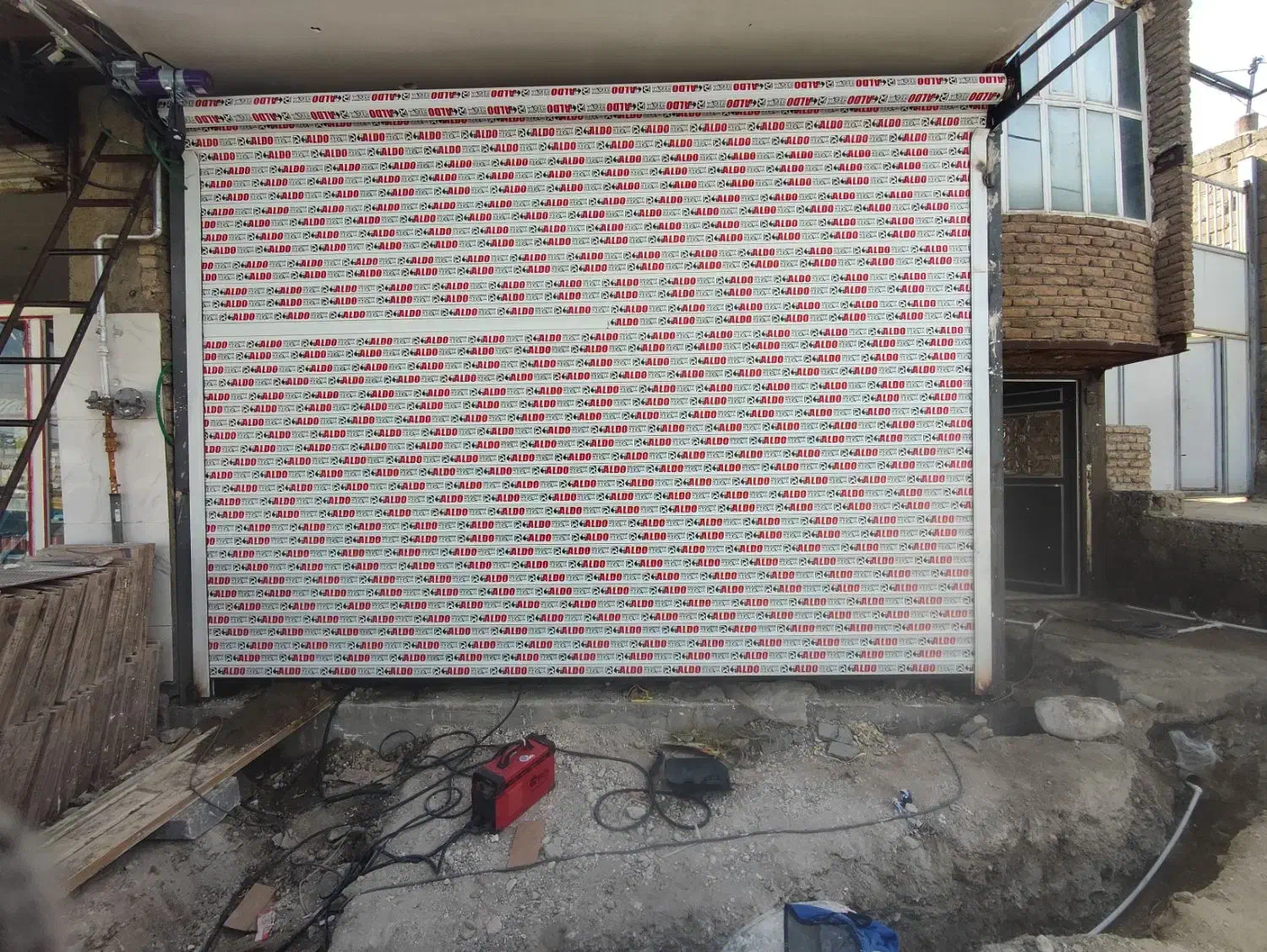 فروش و نصب انواع کرکره برقی|عمدهفروشی|مهاباد (آذربایجان غربی), |دیوار