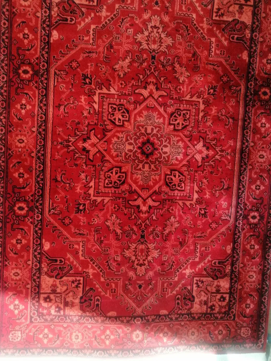 فرش بی سی اف|فرش|کاشان, حسن آباد|دیوار