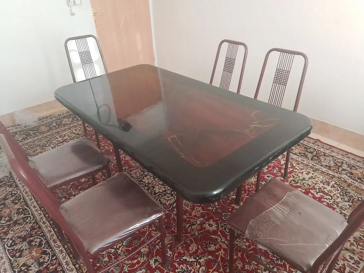 میز و صندلی غذاخوری|میز و صندلی غذاخوری|شهرکرد, |دیوار