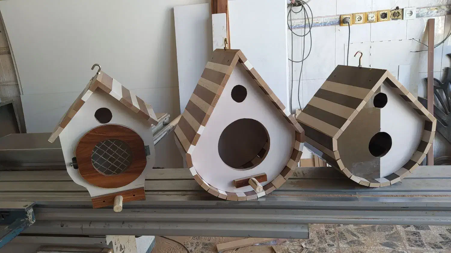 لانه پرنده و حیوانات و تزئین حیاط و خانه شما|لوازم جانبی حیوانات|کبودرآهنگ, |دیوار