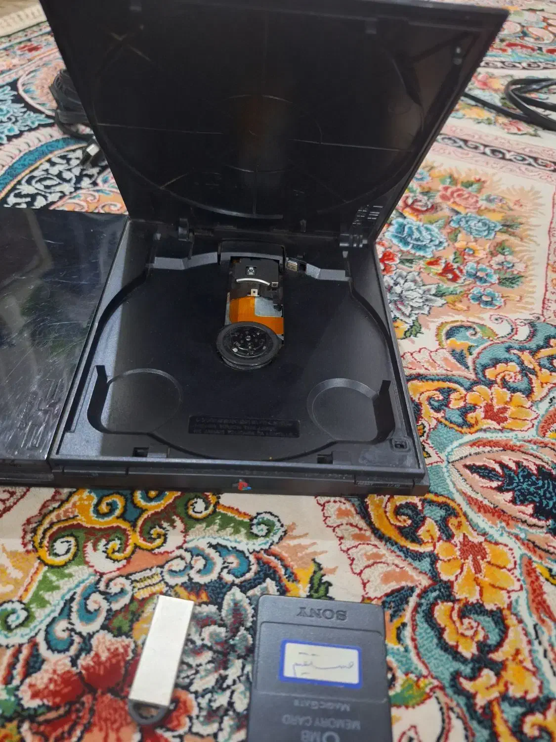 یک عدد پلستیشن ۲ فلشخور|کنسول، بازی ویدئویی و آنلاین|لنگرود, |دیوار