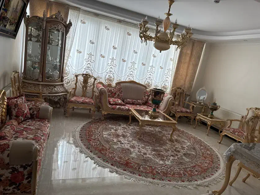 سرویس مبل با ناهارخوری هشت نفر|مبلمان خانگی و میز عسلی|تهران, منیریه|دیوار