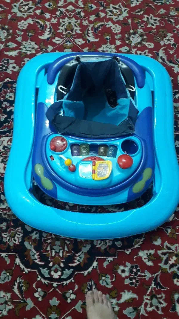 روروک بجه تاشو و کم جا موزیکال جدا میشه برای|کالسکه و لوازم جانبی|خرمشهر, |دیوار