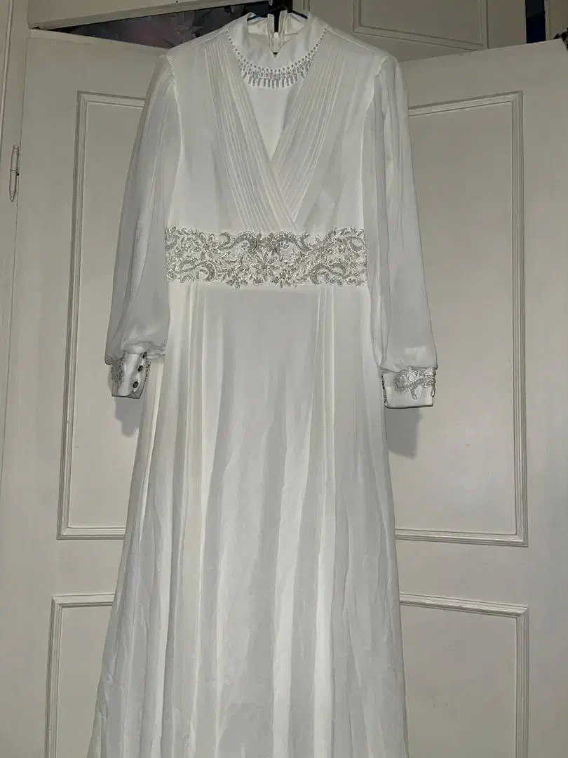 لباس مجلسی|لباس|تهران, والفجر (افسریه)|دیوار