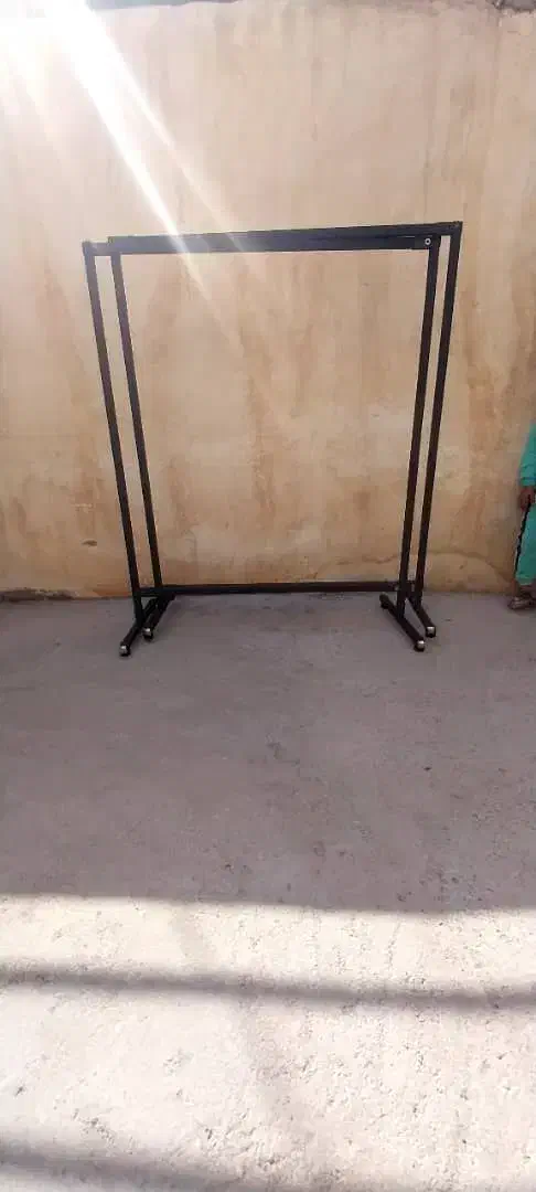 رگال لباس|مبلمان خانگی و میز عسلی|دزفول, |دیوار