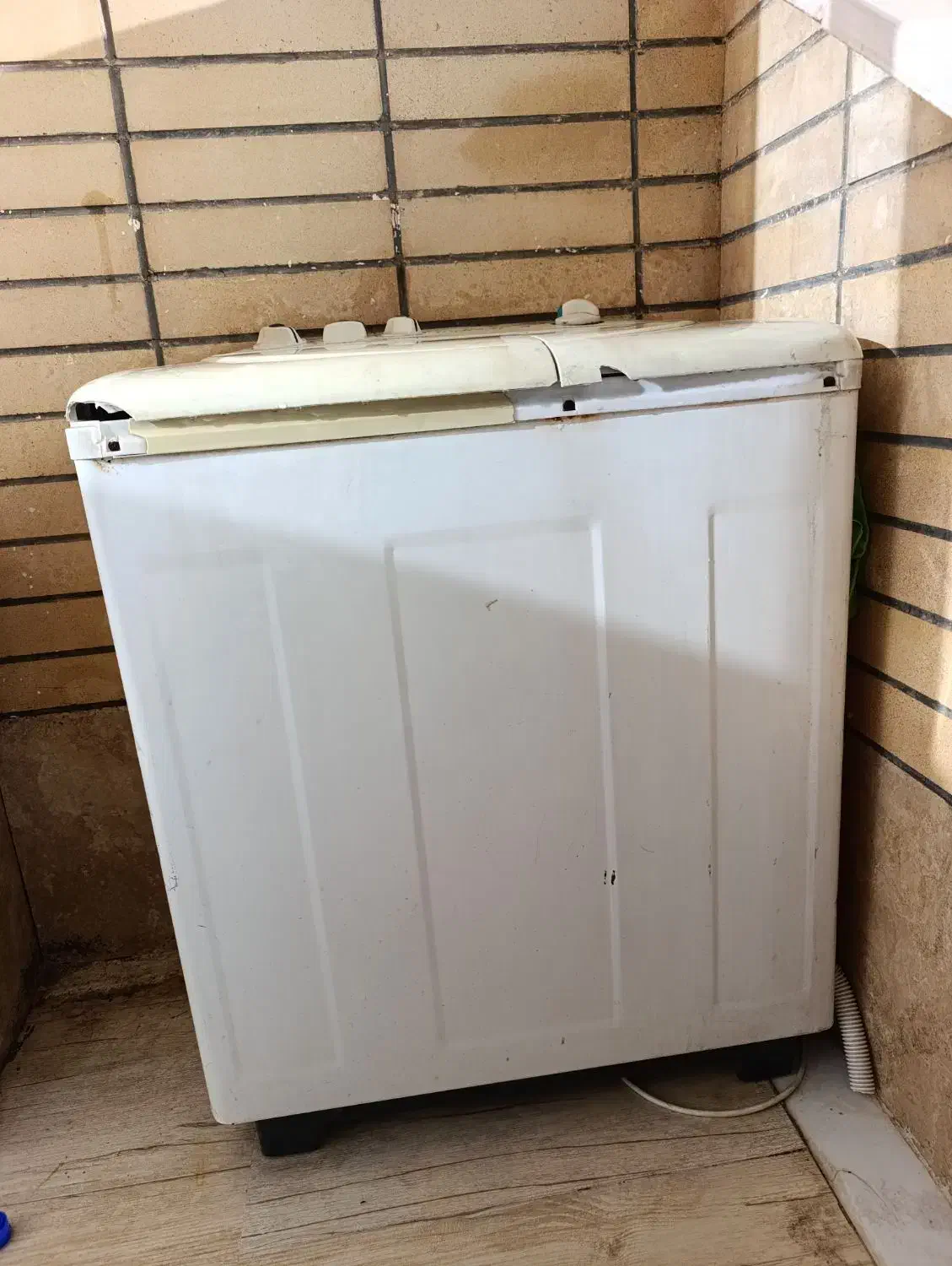 لباسشویی دوقلو|ماشین لباسشویی و خشککن لباس|بروجن, |دیوار