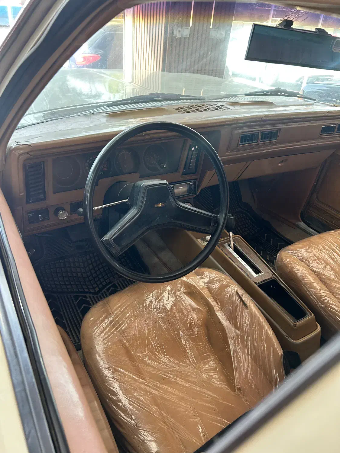 ۱۳۶۵ شورولت نوا سی ۶|خودرو کلاسیک|تهران, آبشار تهران (دریاچه)|دیوار