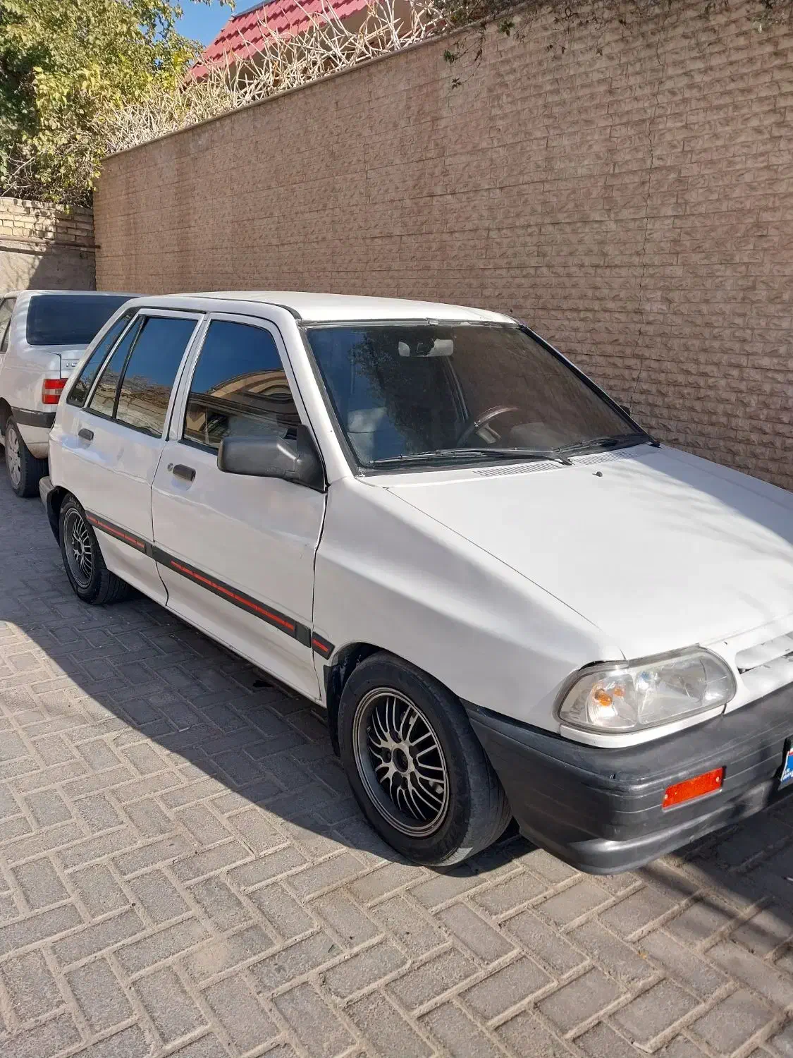 هاچ بک کره ای|خودرو سواری و وانت|تربت جام, بیست متری منبع آب|دیوار