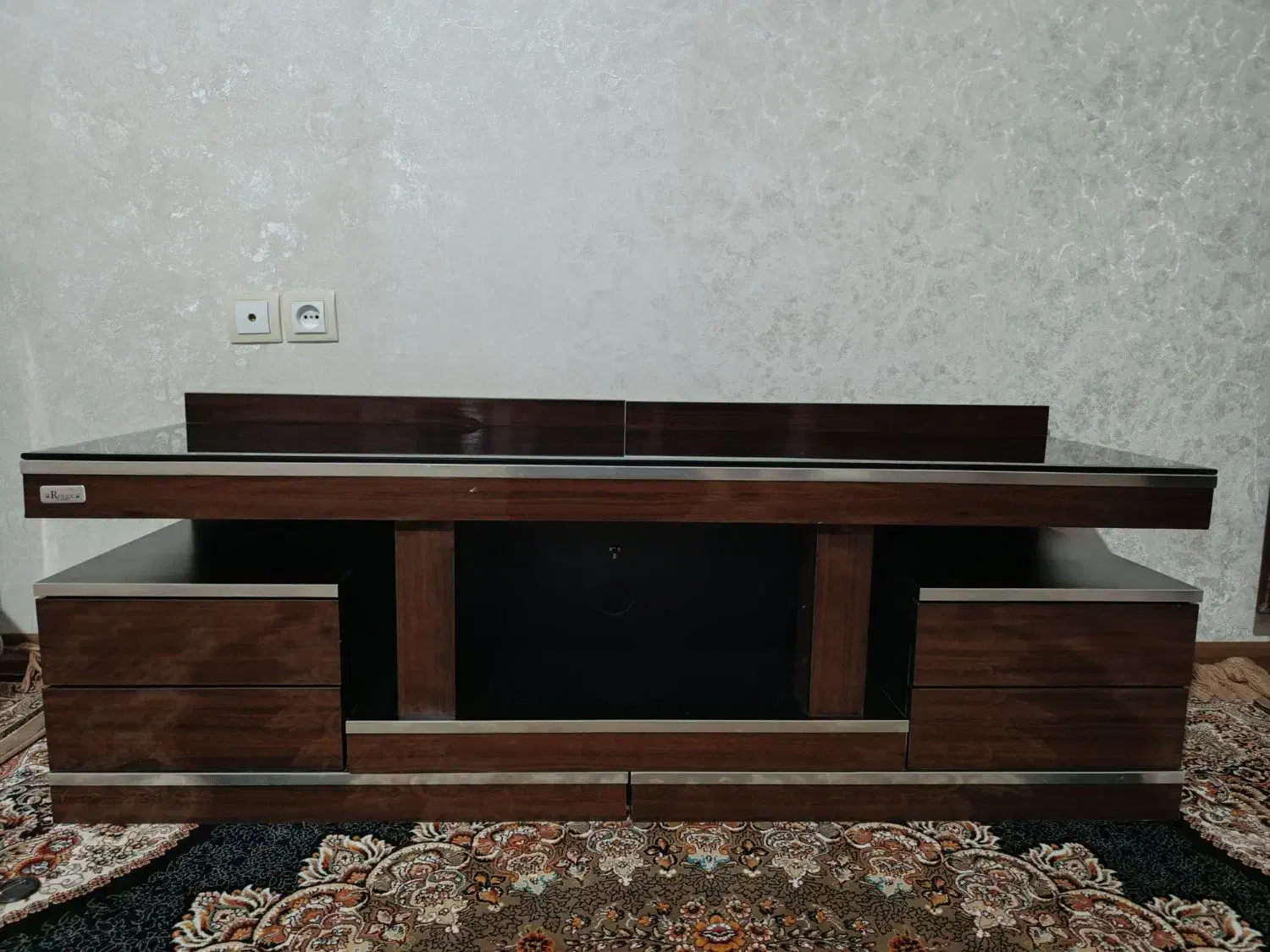 فروش میز تلویزیون شیک و مدرن (برند Rolex)|میز تلویزیون|ابهر, |دیوار