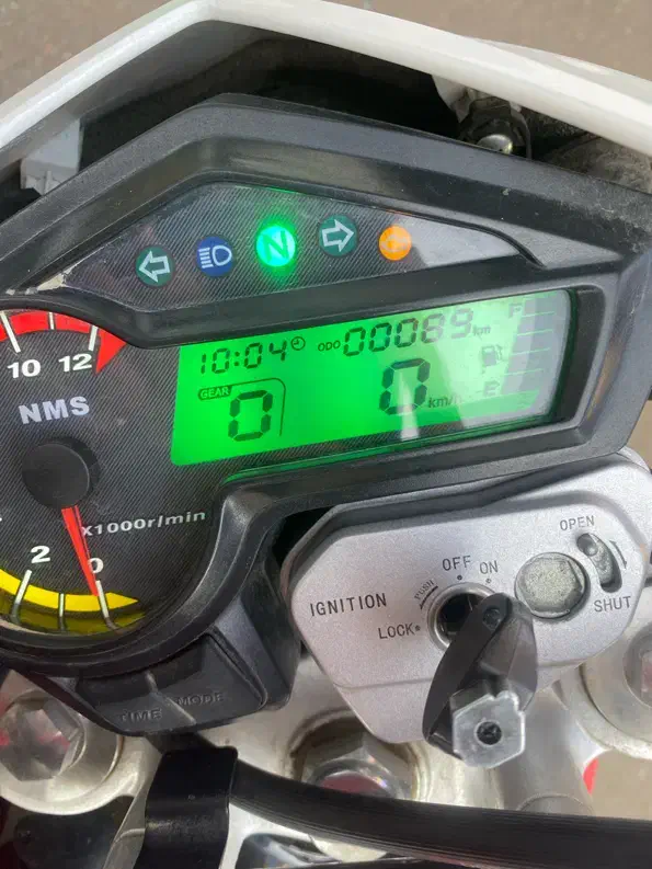 تریل ۴۰۴ صفر|موتورسیکلت|بومهن, |دیوار