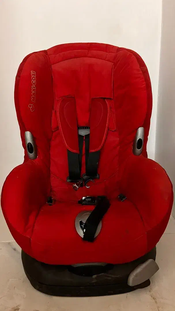 صندلی ماشین|تخت و صندلی بچه|شاهرود, |دیوار