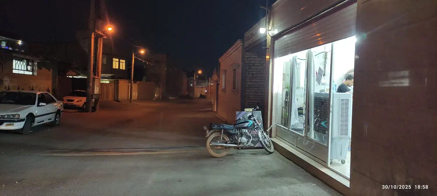 مغازه فروشی.کوچه سجادیه|فروش مغازه و غرفه|کاشان, آیت الله سعیدی|دیوار